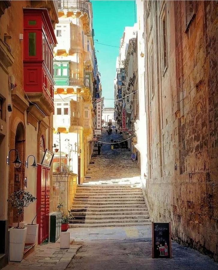 Mcc Suites Valletta Eksteriør bilde